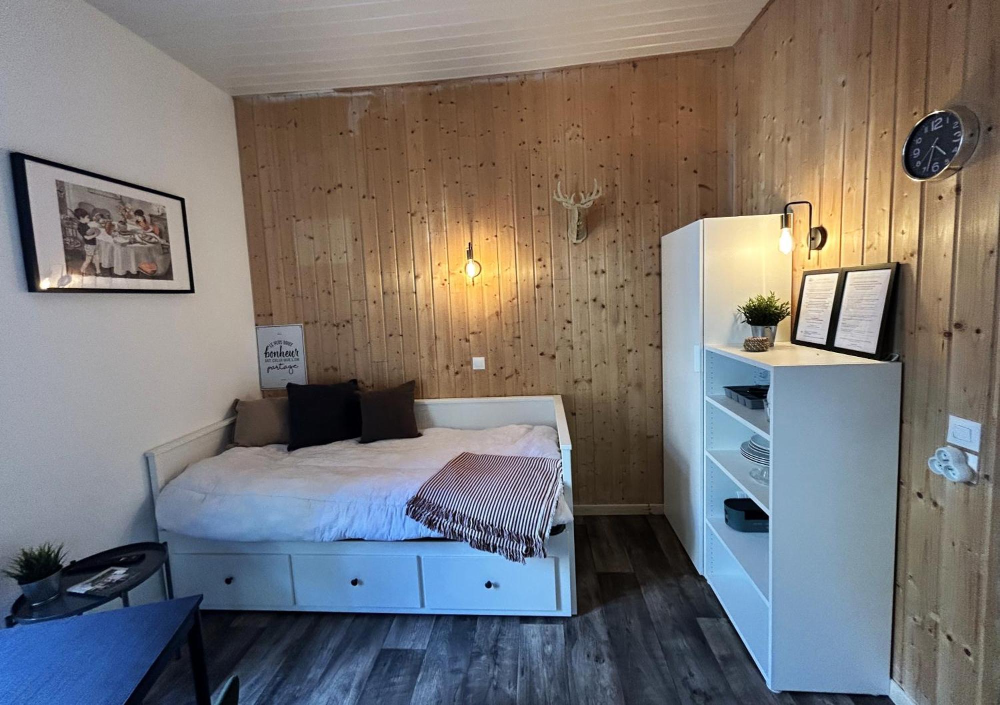 La Maison Des Familles 10 Appartements Le Mont-Dore Quarto foto
